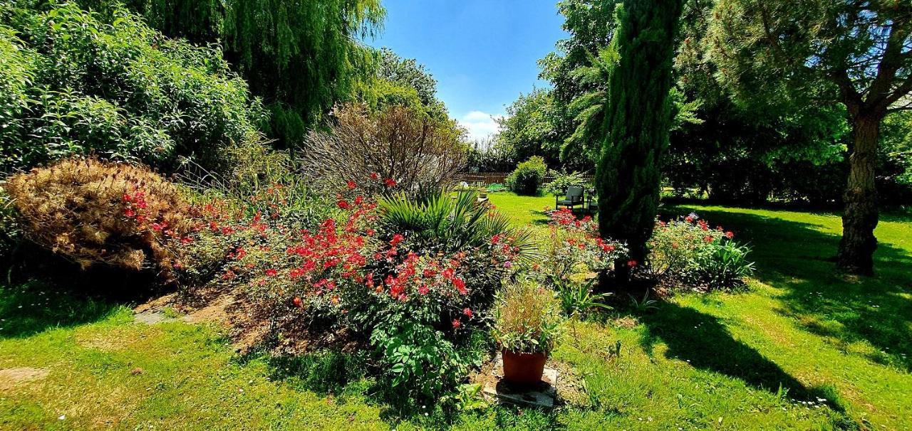 La Vallée du Launay Taden Extérieur photo
